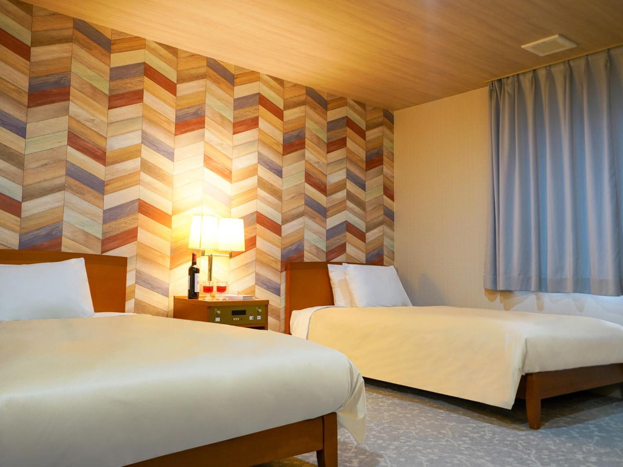 Hotel New Gaea Iizuka Экстерьер фото